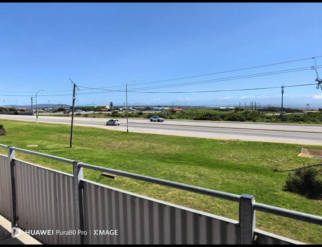 2 BEDROOM APARTMENT FOR SALE IN HEIDERAND